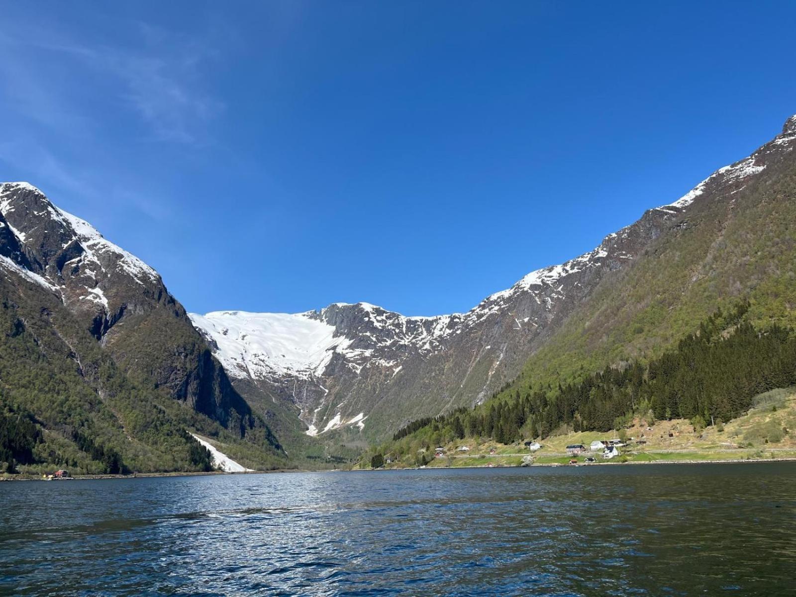 Villa Norwegen - Traumhaus direkt am Fjord Balestrand Exterior foto