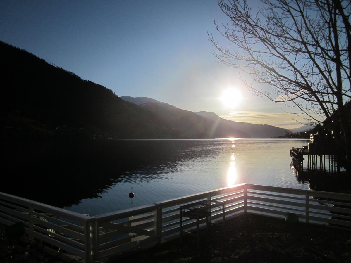 Villa Norwegen - Traumhaus direkt am Fjord Balestrand Exterior foto